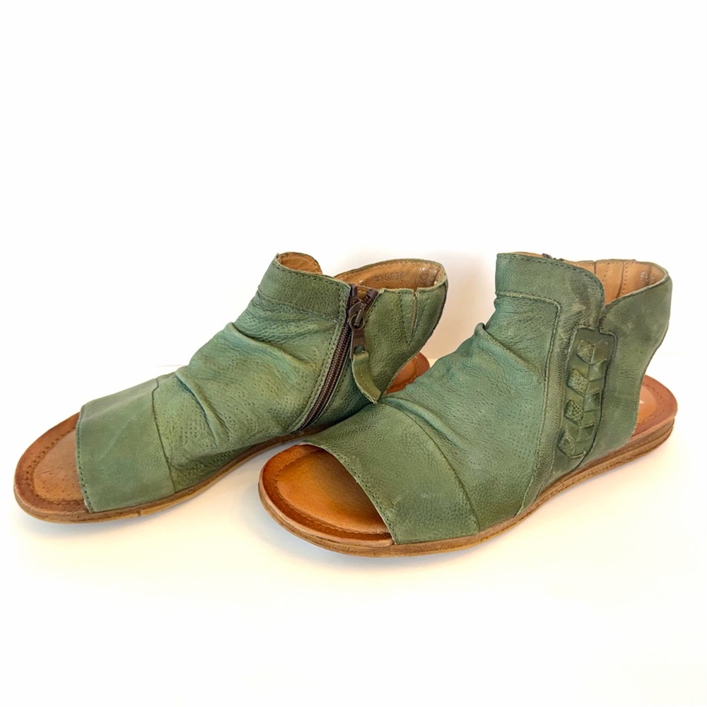 Miz Mooz Flaire leather sandals in aloe green, size 38 wide - Picture 2 of 9
